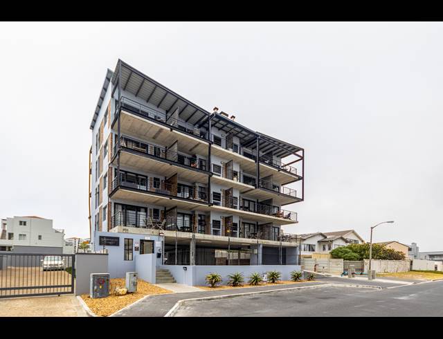 1 BEDROOM APARTMENT FOR SALE IN BEACHFRONT